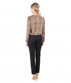 Bluza cu animal print si pantaloni din stofa groasa catifelata