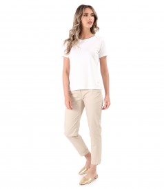 Tinuta smart/casual cu pantaloni din bumbac si bluza din jerse elastic