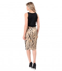 Tinuta eleganta cu bluza din saten de viscoza si fusta creion cu animal print