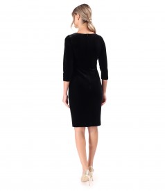 Rochie eleganta din catifea elastica neagra cu perle la decolteu