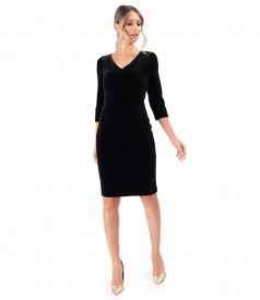 Rochie eleganta din catifea elastica neagra cu perle la decolteu