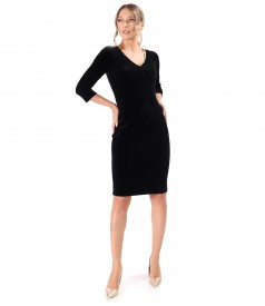 Rochie eleganta din catifea elastica neagra cu perle la decolteu