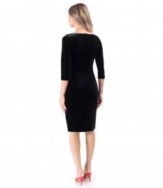 Rochie de cocktail din catifea elastica neagra cu insertie din paiete