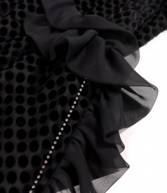 Rochie de cocktail din voal cu buline din catifea
